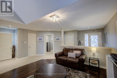 79 LAUGHLAND LANE Guelph (Pineridge/Westminster Woods) Ontario photo 9