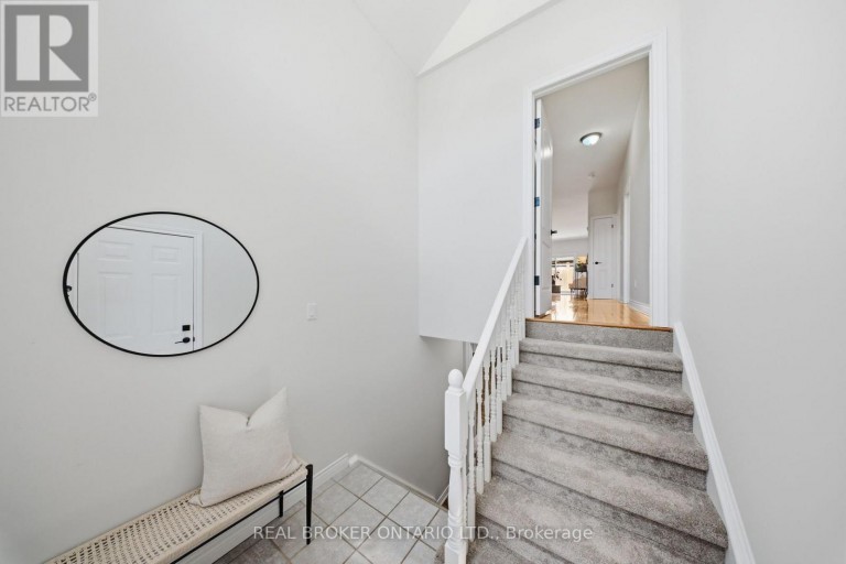 5 JOHN HARVEY STREET, Uxbridge, Ontario, L9P1C3