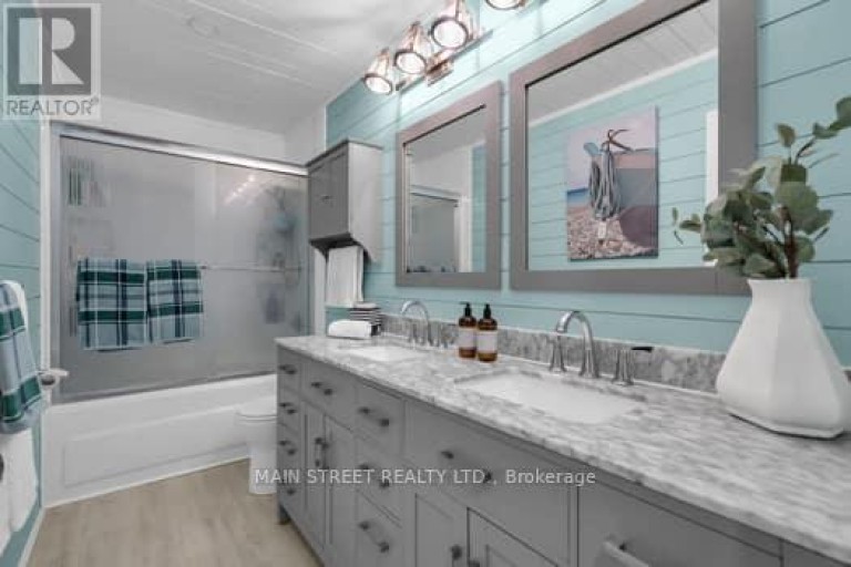 29 JOHNSTON STREET, Georgina (Pefferlaw), Ontario, L0E1N0