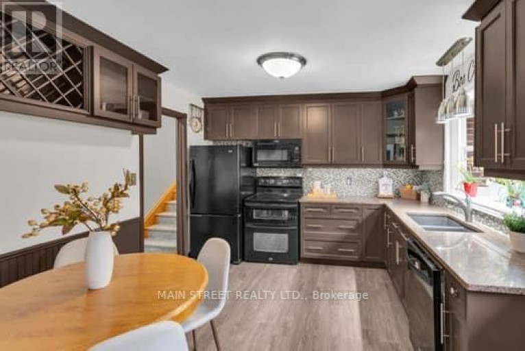29 JOHNSTON STREET, Georgina (Pefferlaw), Ontario, L0E1N0