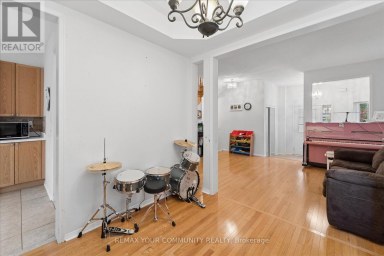 44 ANTIQUE DRIVE Richmond Hill (Oak Ridges Lake Wilcox) Ontario photo 12