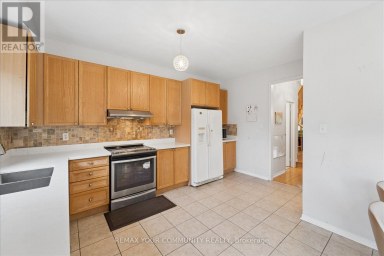 44 ANTIQUE DRIVE Richmond Hill (Oak Ridges Lake Wilcox) Ontario photo 13