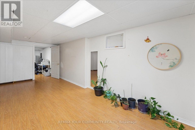 44 ANTIQUE DRIVE, Richmond Hill (Oak Ridges Lake Wilcox), Ontario, L4E3X5