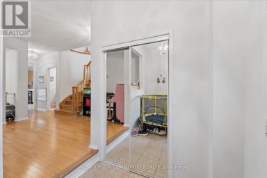 44 ANTIQUE DRIVE Richmond Hill (Oak Ridges Lake Wilcox) Ontario photo 4