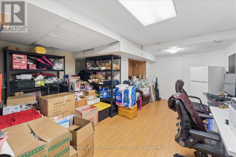 44 ANTIQUE DRIVE, Richmond Hill (Oak Ridges Lake Wilcox), Ontario, L4E3X5