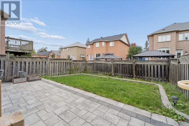 44 ANTIQUE DRIVE, Richmond Hill (Oak Ridges Lake Wilcox), Ontario, L4E3X5