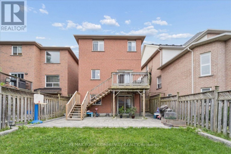 44 ANTIQUE DRIVE, Richmond Hill (Oak Ridges Lake Wilcox), Ontario, L4E3X5