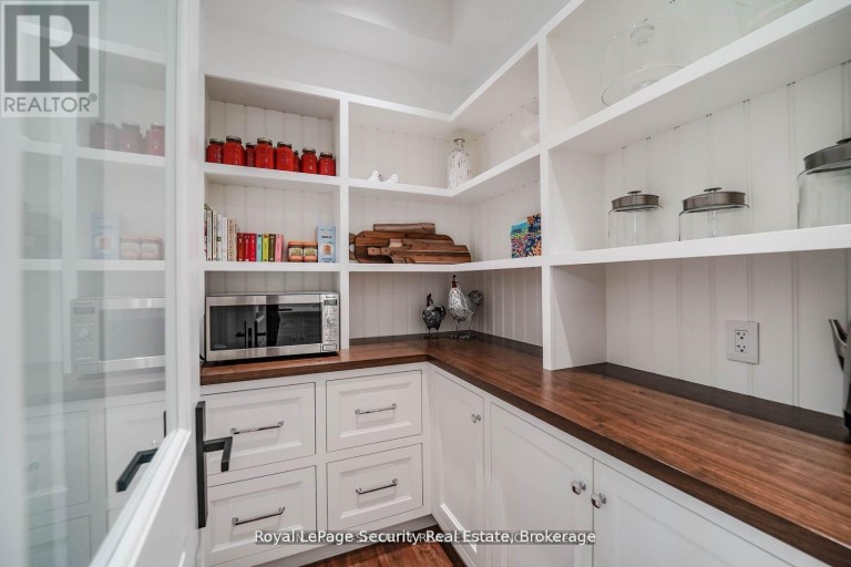 2464 15TH SIDE ROAD, New Tecumseth, Ontario, L0G1W0
