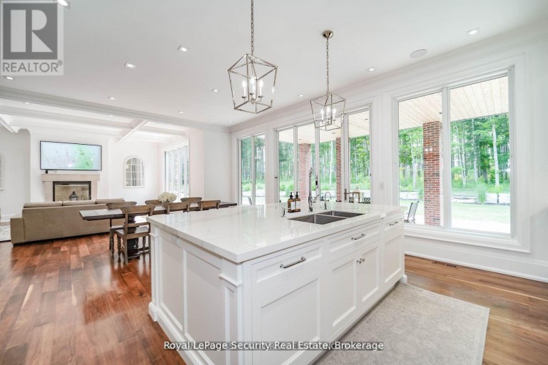2464 15TH SIDE ROAD, New Tecumseth, Ontario, L0G1W0