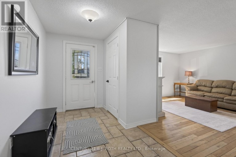 8 BELLE ISLE ARM, Innisfil, Ontario, L9S1N7