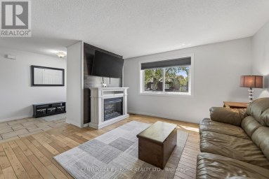 8 BELLE ISLE ARM Innisfil Ontario photo 18