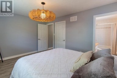 57 PARISIAN CRESCENT Barrie (Innis-Shore) Ontario photo 13