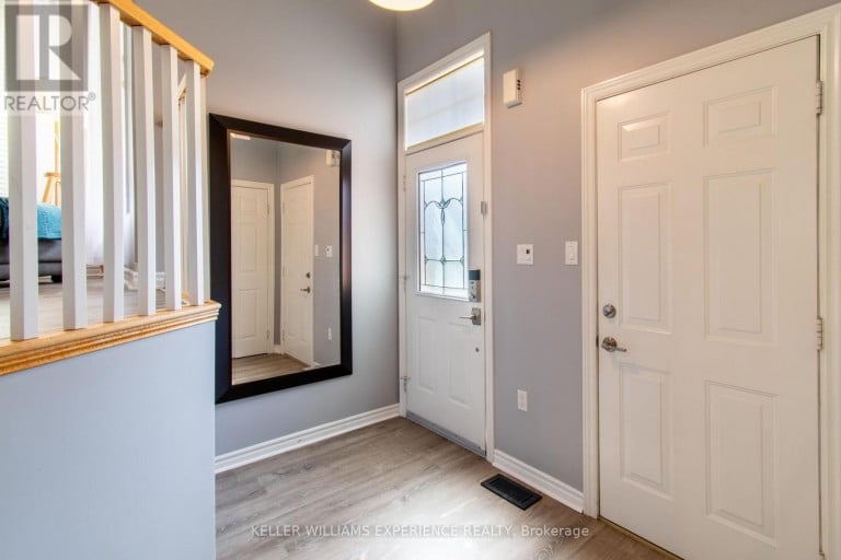 57 PARISIAN CRESCENT, Barrie (Innis-Shore), Ontario, L4N0Y9