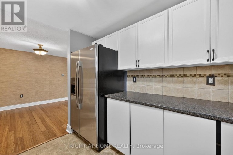 10 - 32 SAWMILL ROAD, Barrie (Ardagh), Ontario, L4N6X3