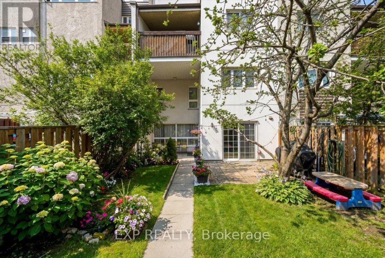 167 - 1055 DUNDAS STREET E, Mississauga (Applewood), Ontario, L4Y3X6