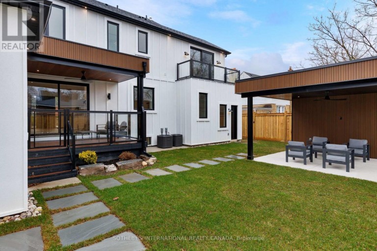 118 WARWOOD ROAD, Toronto (Islington-City Centre West), Ontario, M9B5B7