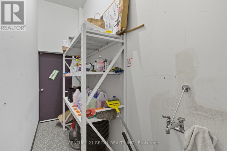 1700 ST CLAIR AVENUE W, Toronto (Weston-Pellam Park), Ontario, M6N1J1