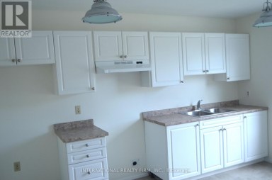 53 PEACOCK BOULEVARD Port Hope Ontario photo 4