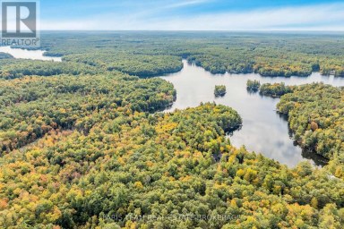 4 WHEEL DRIVE Gravenhurst (Wood (Gravenhurst)) Ontario photo 3