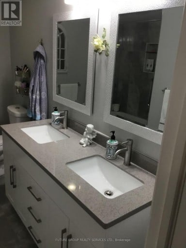40 LYTON CRESCENT, Hamilton (Stoney Creek Mountain), Ontario, L8J2C9