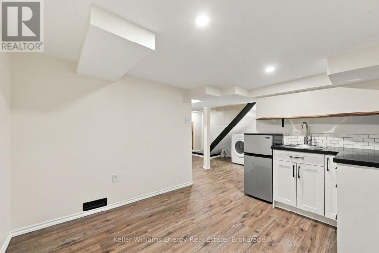286 GLIDDON AVENUE, Oshawa (Central), Ontario, L1H1Z3