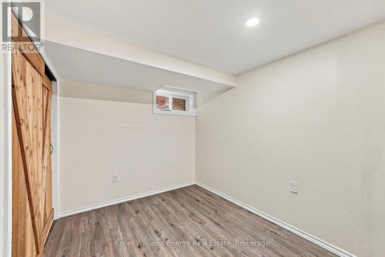 286 GLIDDON AVENUE, Oshawa (Central), Ontario, L1H1Z3