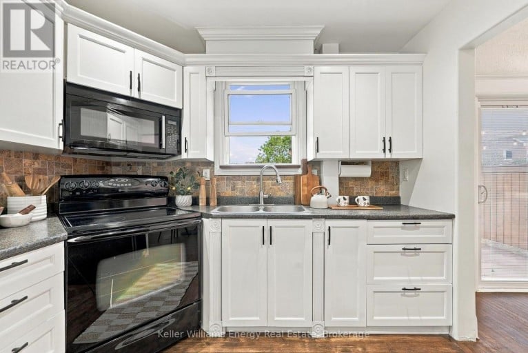 286 GLIDDON AVENUE, Oshawa (Central), Ontario, L1H1Z3