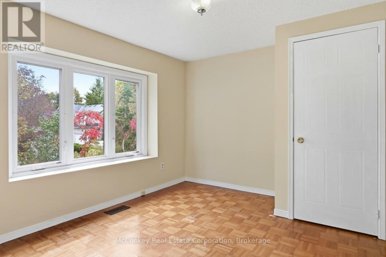 460 CARDINAL DRIVE, Peterborough (Ashburnham Ward 4), Ontario, K9L1X9