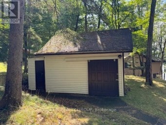 5420 CENTENNIAL LAKE ROAD Greater Madawaska Ontario photo 16