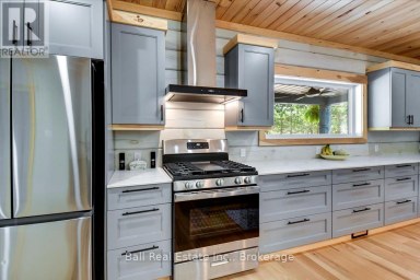 414 PINE VIEW RIDGE ROAD Tudor and Cashel (Tudor Ward) Ontario photo 14