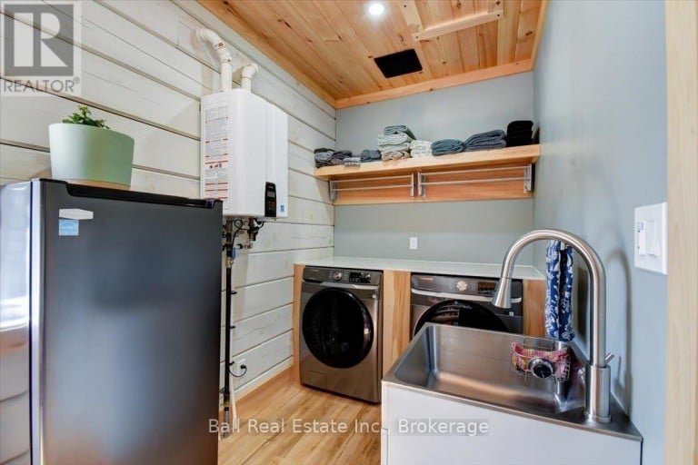 414 PINE VIEW RIDGE ROAD, Tudor and Cashel (Tudor Ward), Ontario, K0L1W0