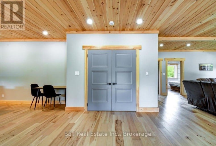 414 PINE VIEW RIDGE ROAD, Tudor and Cashel (Tudor Ward), Ontario, K0L1W0