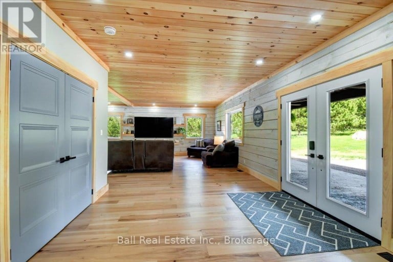 414 PINE VIEW RIDGE ROAD, Tudor and Cashel (Tudor Ward), Ontario, K0L1W0