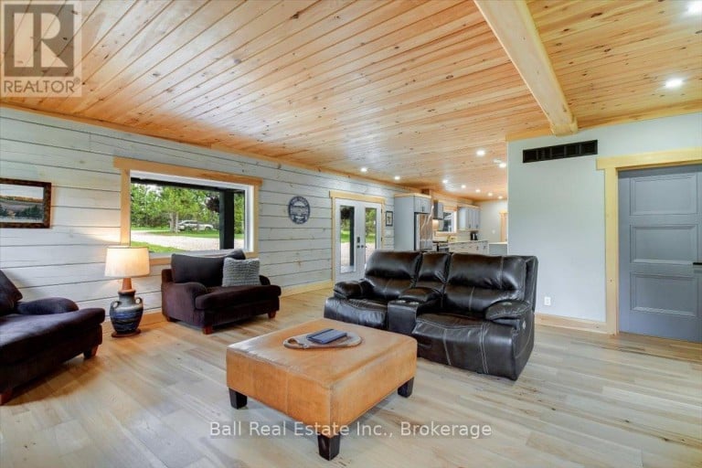 414 PINE VIEW RIDGE ROAD, Tudor and Cashel (Tudor Ward), Ontario, K0L1W0