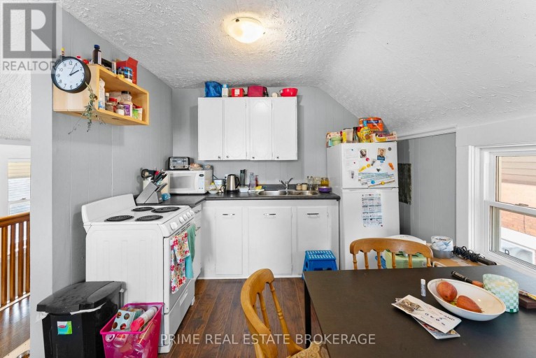 1032 TRAFALGAR STREET, London East (East M), Ontario, N5Z1G4