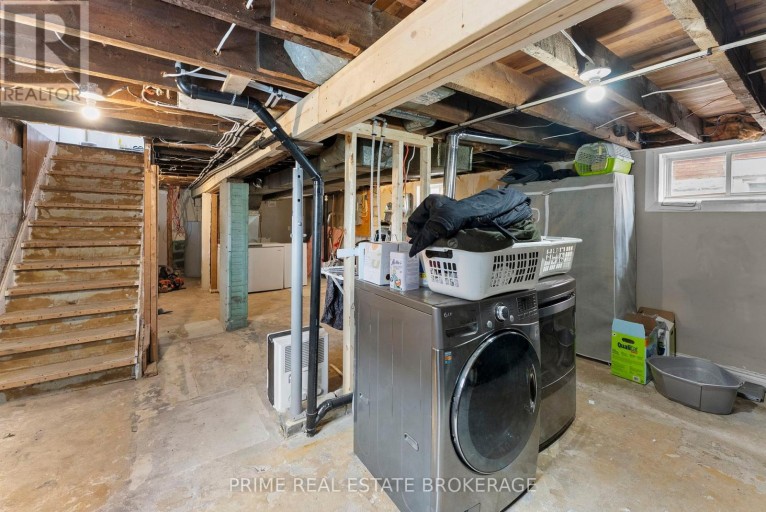 1032 TRAFALGAR STREET, London East (East M), Ontario, N5Z1G4