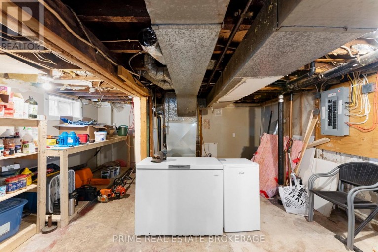 1032 TRAFALGAR STREET, London East (East M), Ontario, N5Z1G4
