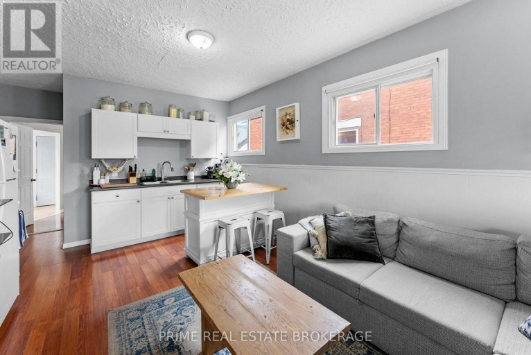 1032 TRAFALGAR STREET, London East (East M), Ontario, N5Z1G4