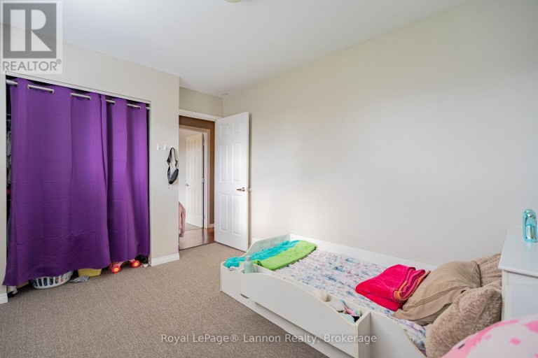 562 SIMON FRASER DRIVE, Thunder Bay (Northwood Park), Ontario, P7C5B4