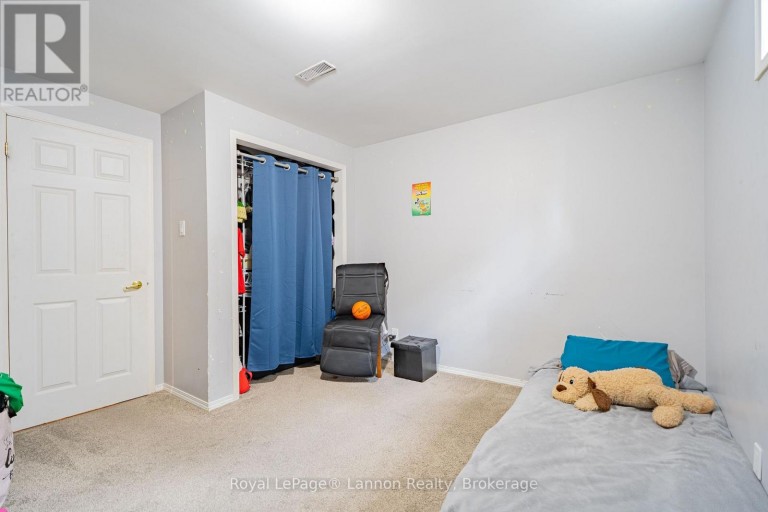 562 SIMON FRASER DRIVE, Thunder Bay (Northwood Park), Ontario, P7C5B4