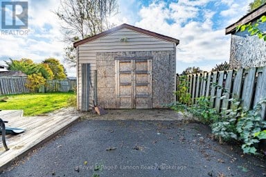 562 SIMON FRASER DRIVE Thunder Bay (Northwood Park) Ontario photo 38
