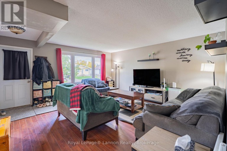 562 SIMON FRASER DRIVE, Thunder Bay (Northwood Park), Ontario, P7C5B4