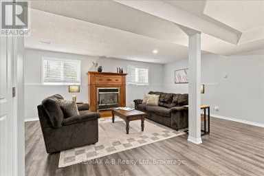 194 NORWOOD COURT Stratford Ontario photo 26
