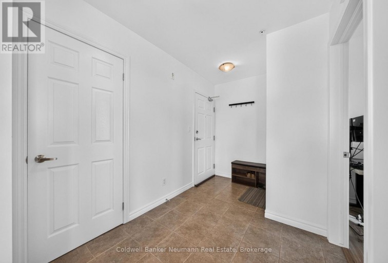 311 - 2 COLONIAL DRIVE, Guelph (Pineridge/Westminster Woods), Ontario, N1L0K8