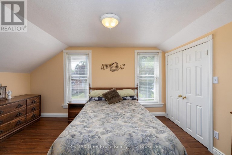 1591 5TH AVENUE W, Owen Sound, Ontario, N4K5B4