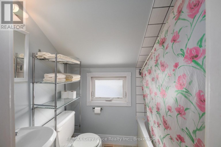 1591 5TH AVENUE W, Owen Sound, Ontario, N4K5B4