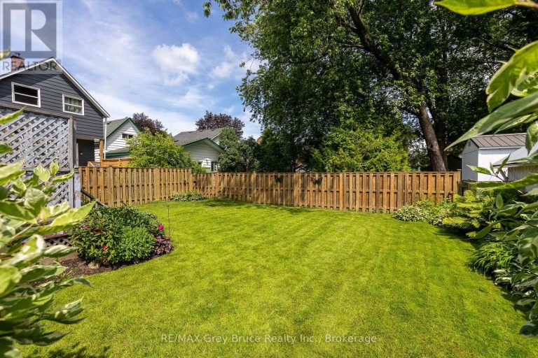 1591 5TH AVENUE W, Owen Sound, Ontario, N4K5B4