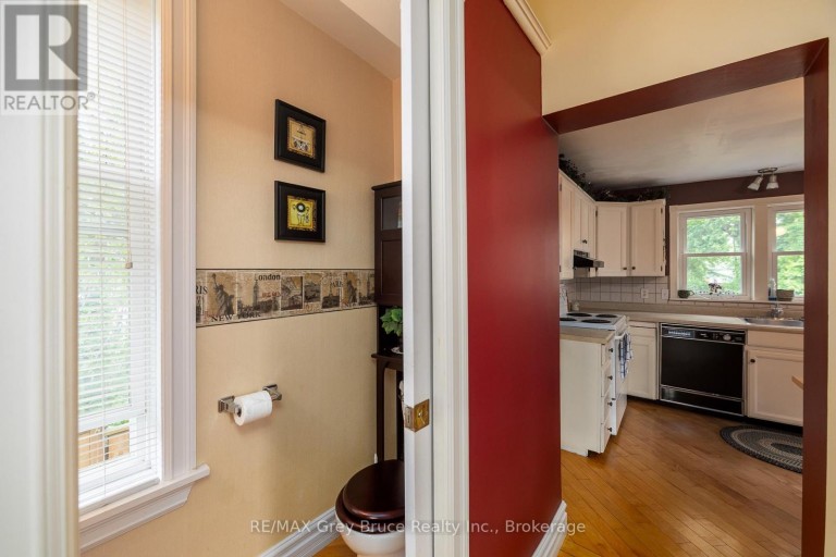 1591 5TH AVENUE W, Owen Sound, Ontario, N4K5B4