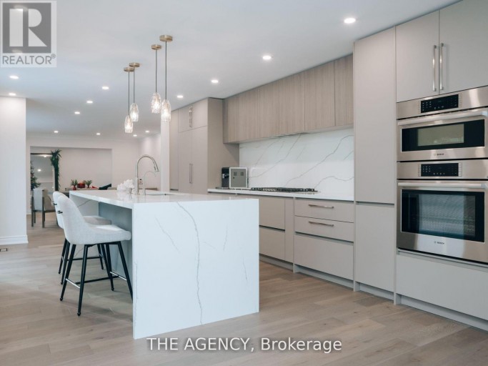 7 SHADY OAKS CRESCENT, Toronto (Bridle Path-Sunnybrook-York Mills), Ontario, M3C2L4
