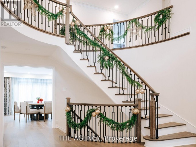 7 SHADY OAKS CRESCENT, Toronto (Bridle Path-Sunnybrook-York Mills), Ontario, M3C2L4